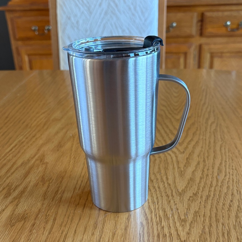 Insulated Stainless Steel Travel Mug with Handle Brand New 16 Oz